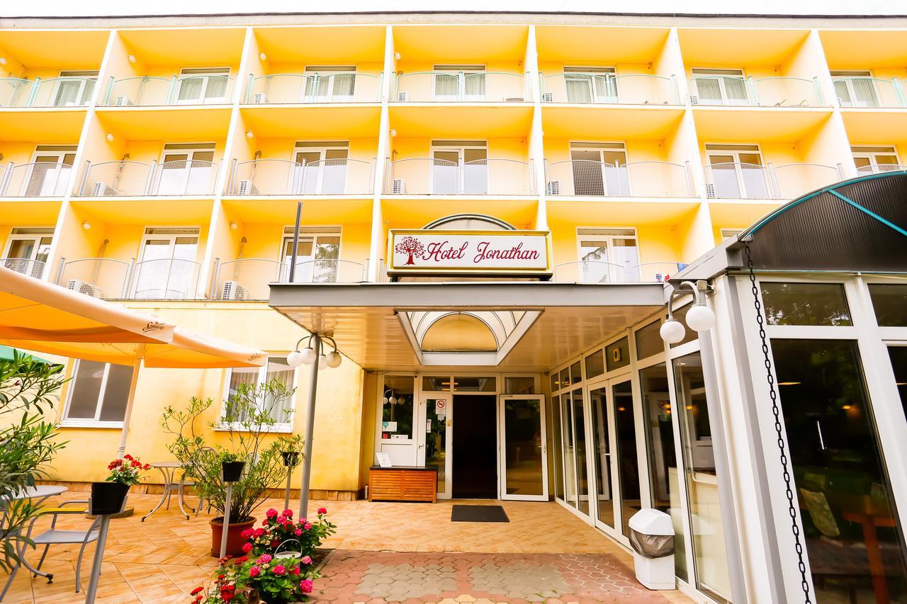Solaris Hotel Balatonfoldvar Exterior photo
